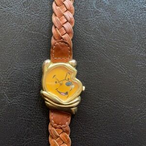 Vintage Disney Timex with Pooh Face and Leather Band
